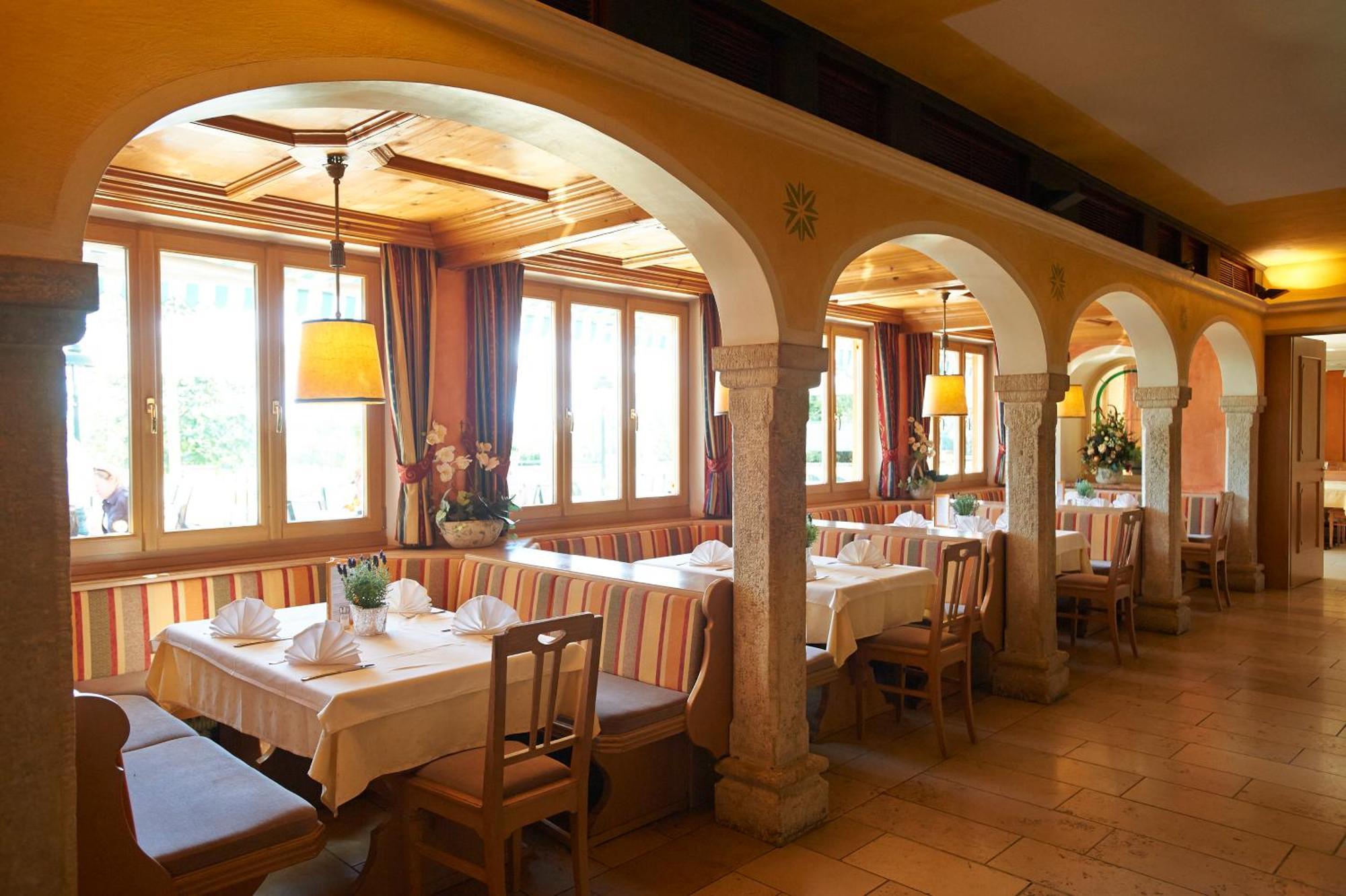 Gastagwirt Hotel Eugendorf Ngoại thất bức ảnh