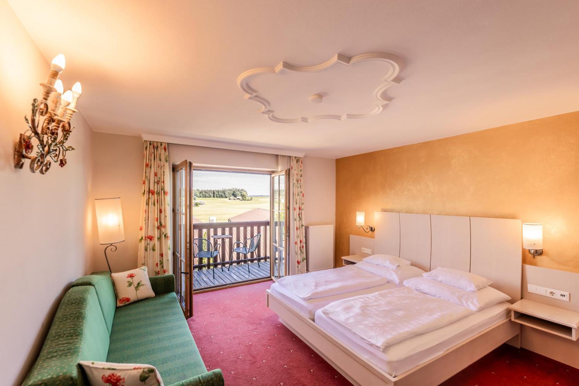 Gastagwirt Hotel Eugendorf Ngoại thất bức ảnh
