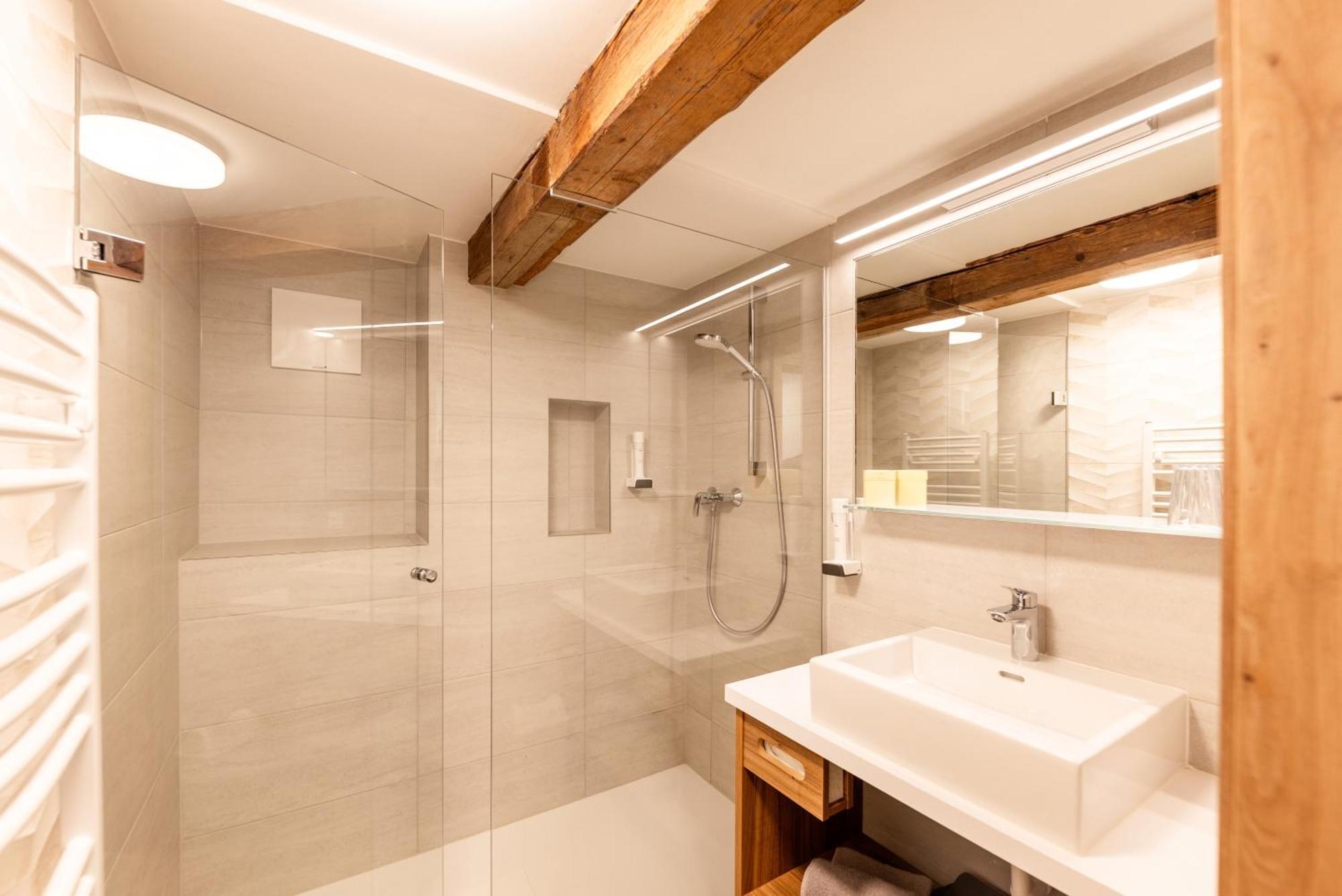 Gastagwirt Hotel Eugendorf Ngoại thất bức ảnh